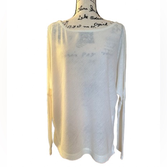 Lightweight jersey top. - Picture 2 of 16